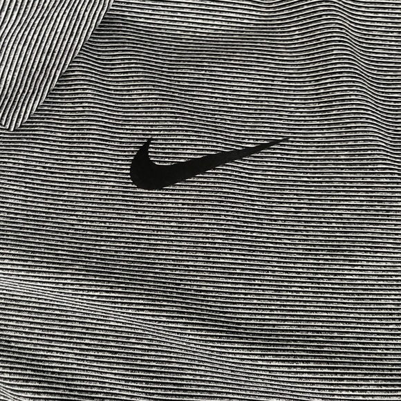 3 for $20 Nike mens golf shirt - Picture 4 of 6